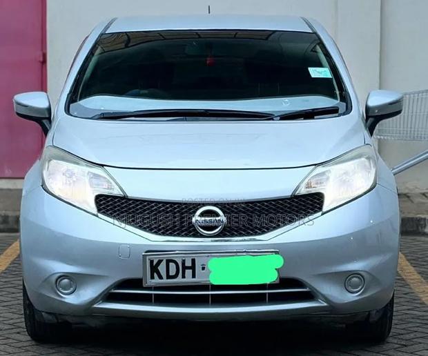 Nissan Note 2015 Silver