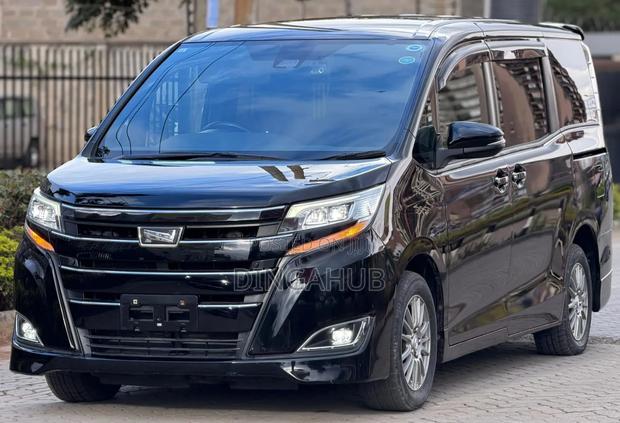 Toyota Noah 2.0 FWD (7 Seater) 2019 Black