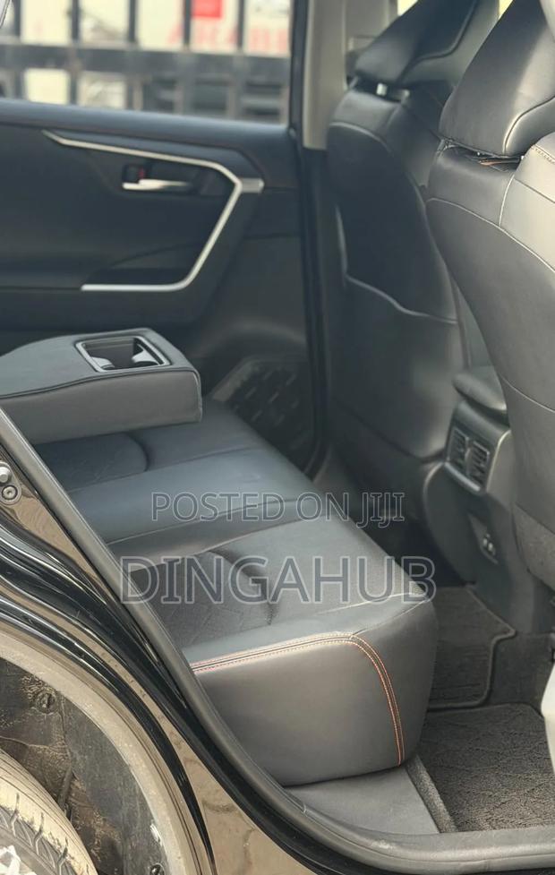 Toyota RAV4 Adventure 2019 Matt Black