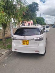 Toyota Wish 2013 White for sale