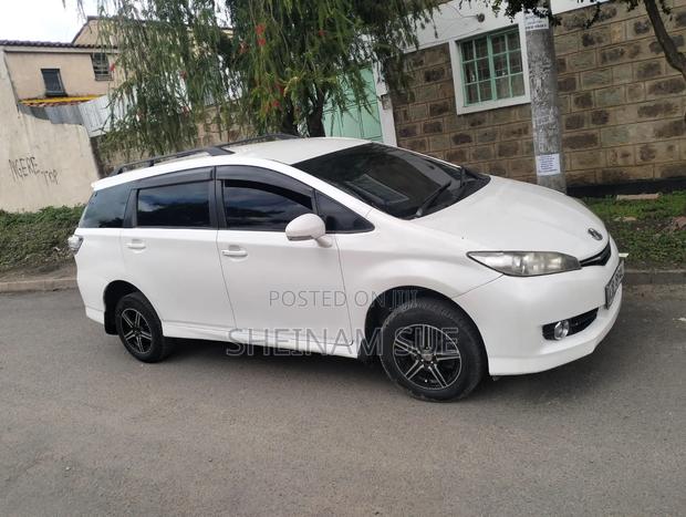 Toyota Wish 2013 White