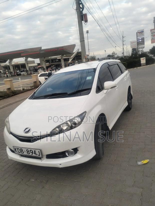 Toyota Wish 2013 White