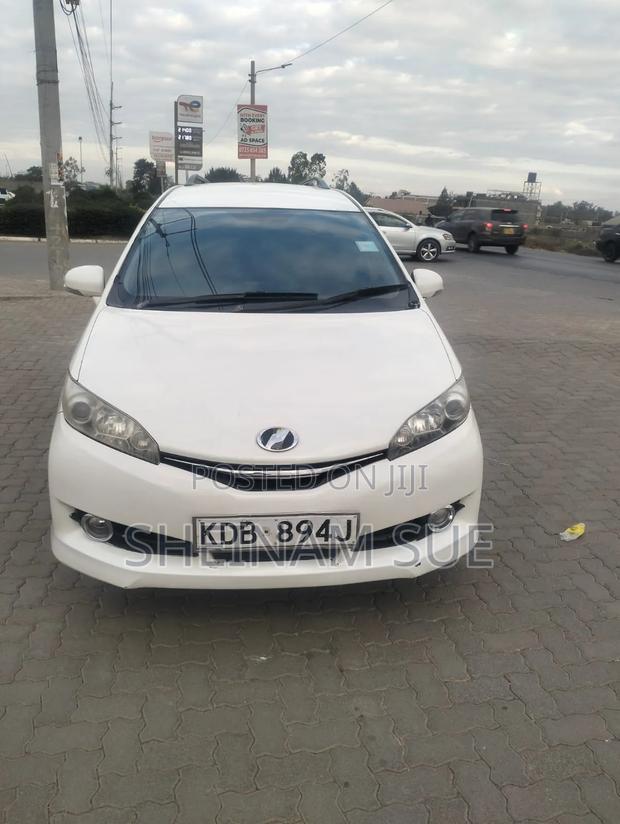 Toyota Wish 2013 White