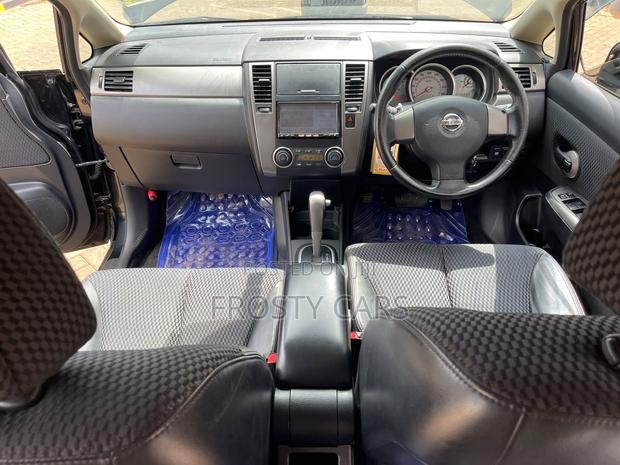 Nissan Tiida 2012 Black