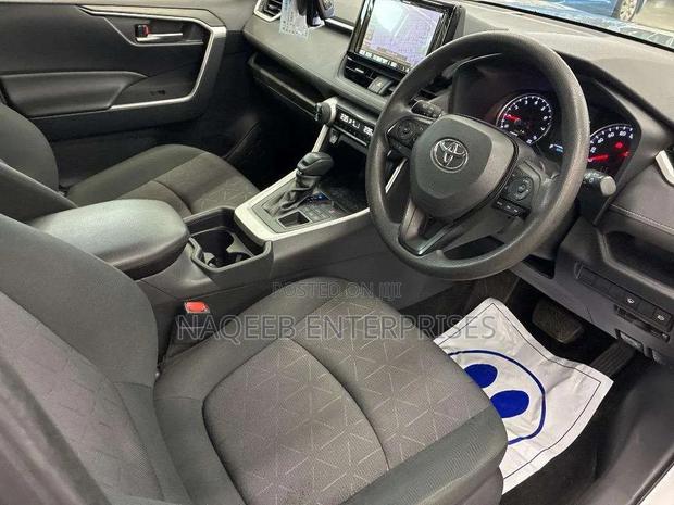 Toyota RAV4 2019 Silver