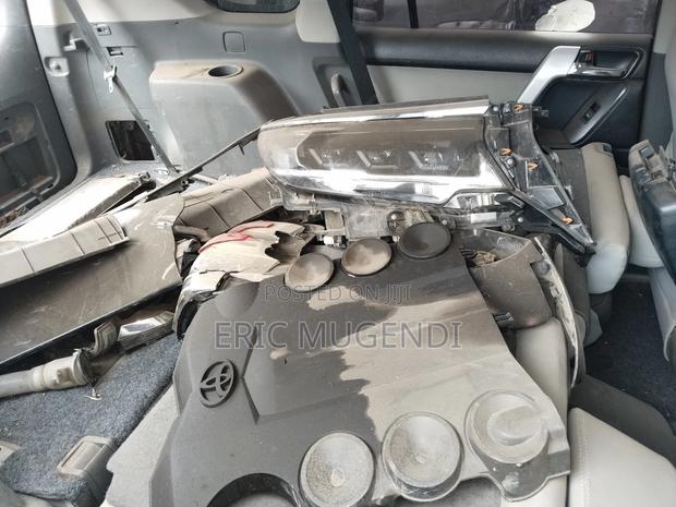 Toyota Land Cruiser Prado 2010 Black