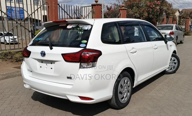 Toyota Corolla Fielder 2019 White