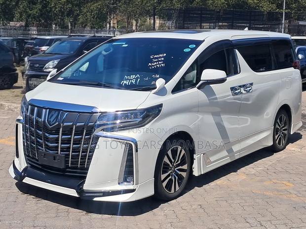 Toyota Alphard 2019 White