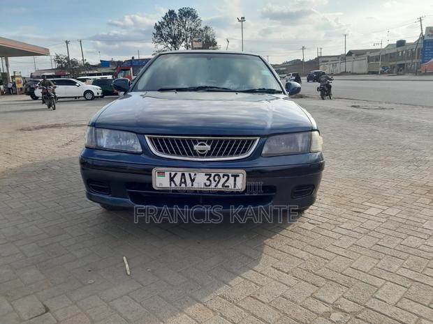 Nissan FB15 2003 Blue