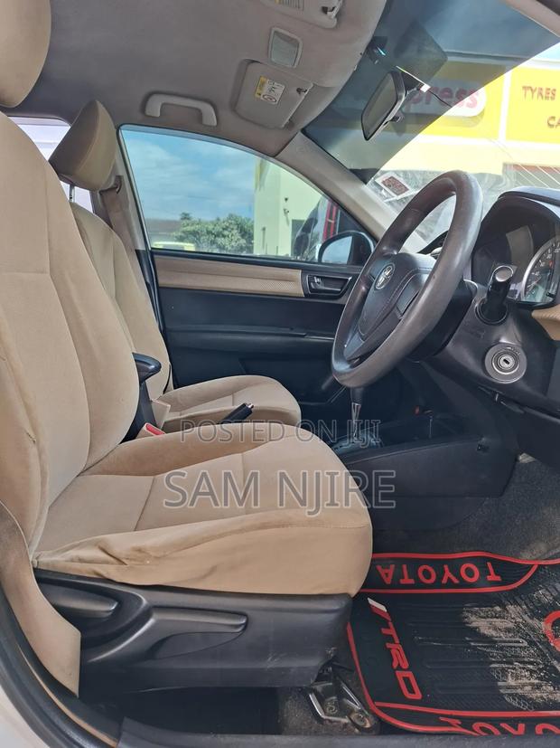 Toyota Axio 1.5 G 4WD 2014 White