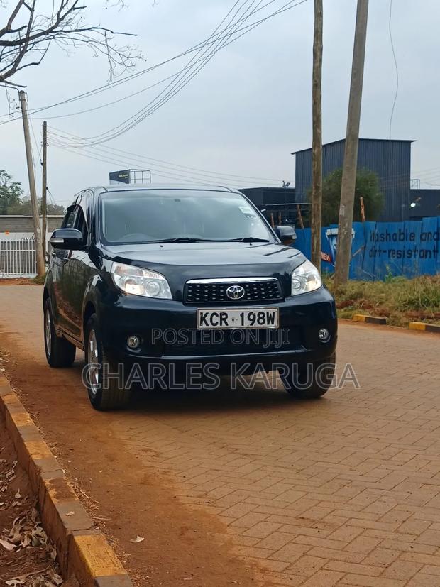 Toyota Rush 2012 Black