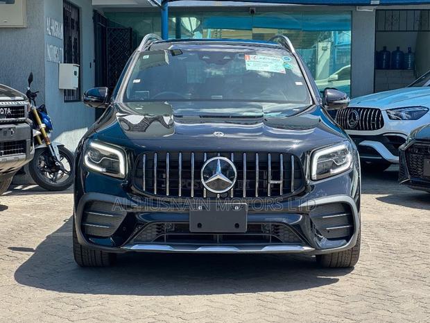 Mercedes-Benz GLB-Class AMG GLB 35 4MATIC 2021 Black