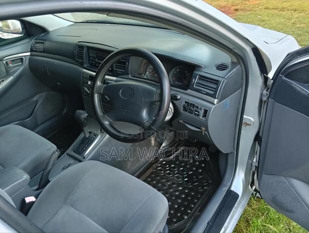 Toyota Corolla 2005 Silver