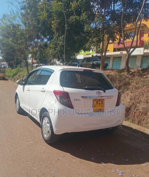 Toyota Vitz 2012 White
