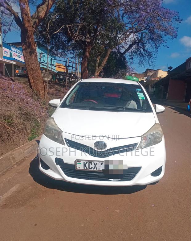 Toyota Vitz 2012 White