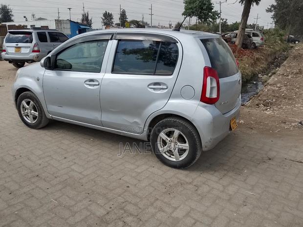 Toyota Passo 2014 Silver