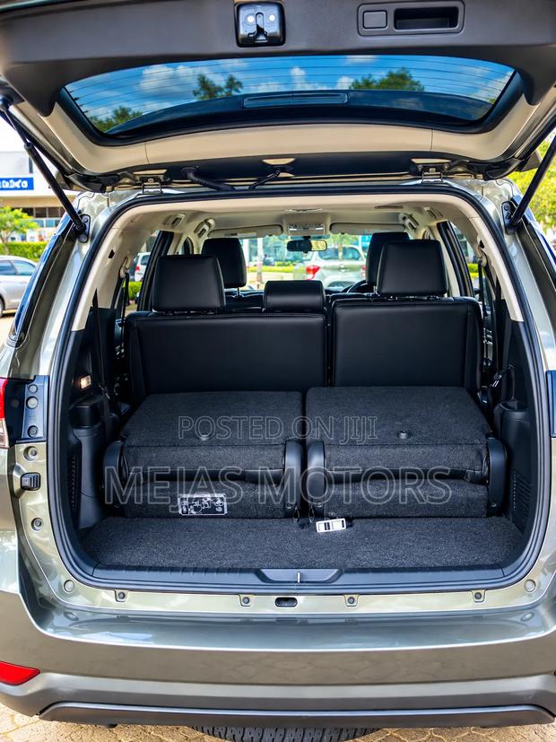 Toyota Fortuner 2023 Gray