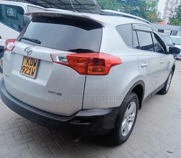 Toyota RAV4 2013 Silver