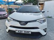 Toyota RAV4 2015 White for sale