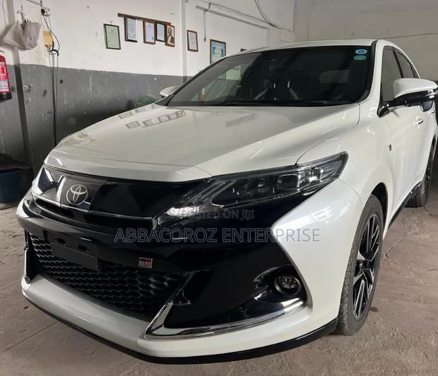 Toyota Harrier 2019 White