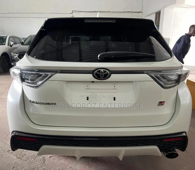 Toyota Harrier 2019 White