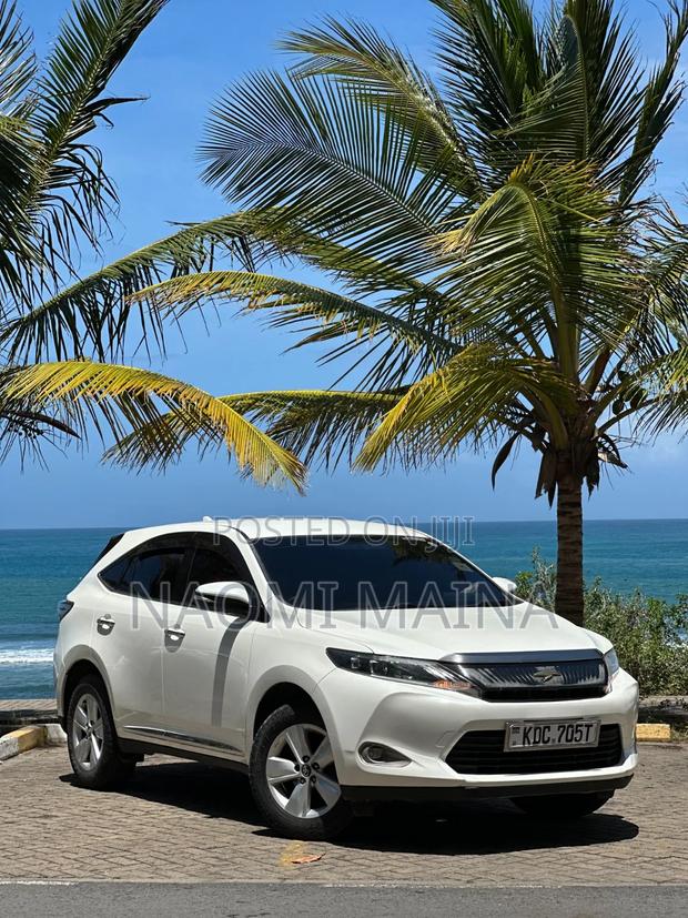 Toyota Harrier 2014 White