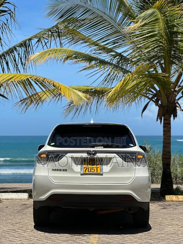 Toyota Harrier 2014 White