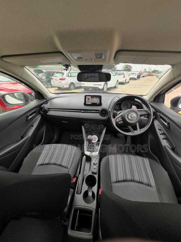 Mazda 2 2020 White