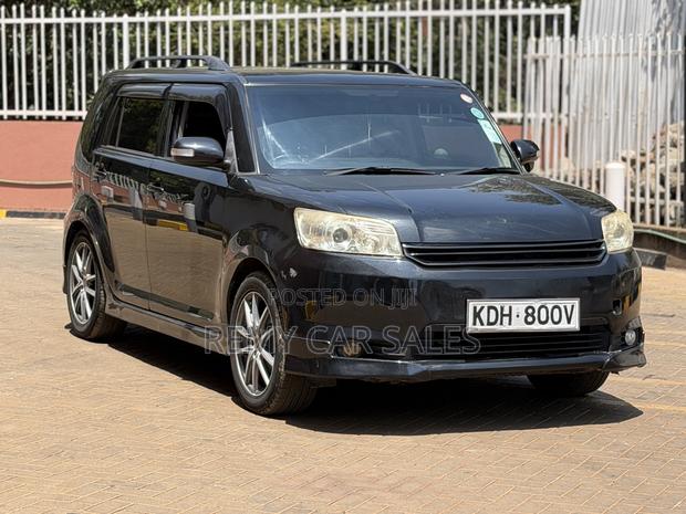 Toyota Corolla Rumion 2015 Black