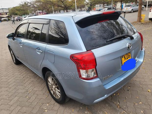 Toyota Corolla Fielder 2014 Blue