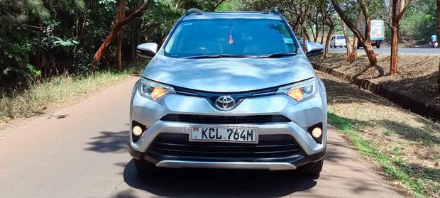 Toyota RAV4 2016 Silver