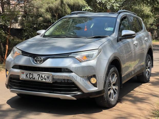 Toyota RAV4 2016 Silver