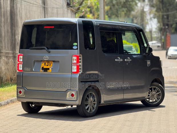 Toyota Pixis Epoch 2018 Silver