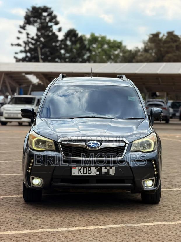 Subaru Forester 2014 Gray