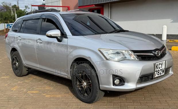 Toyota Corolla Fielder 1.5 Petrol FWD 2013 Silver