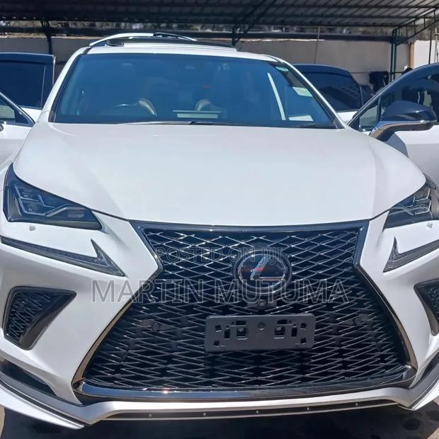 Lexus NX 300 FWD 2019 White