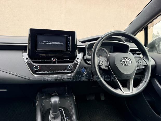Toyota Corolla 2018 Silver