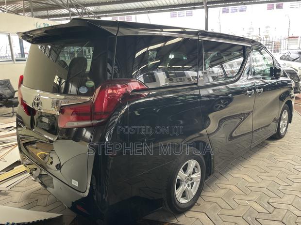 Toyota Alphard 2.5 Petrol FWD 2019 Black