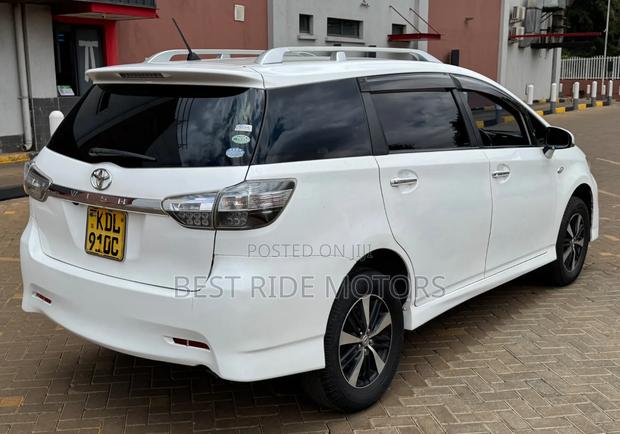Toyota Wish 2015 White