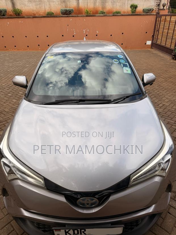 Toyota C-HR 2018 Silver