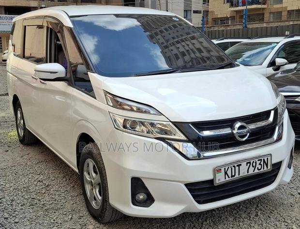 Nissan Serena 2016 White