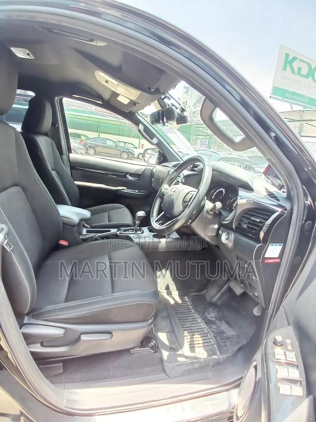 Toyota Hilux Revo Double Cab Deisel 2.4 AWD 2019 Black