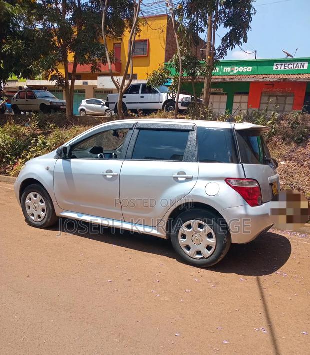 Toyota IST 2007 Silver