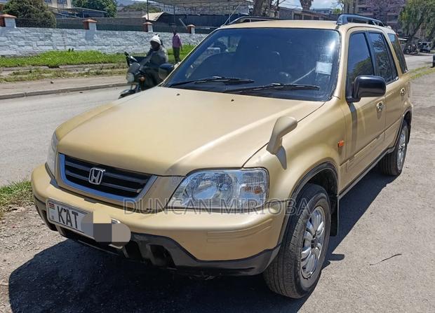 Honda CR-V 2005 Gold
