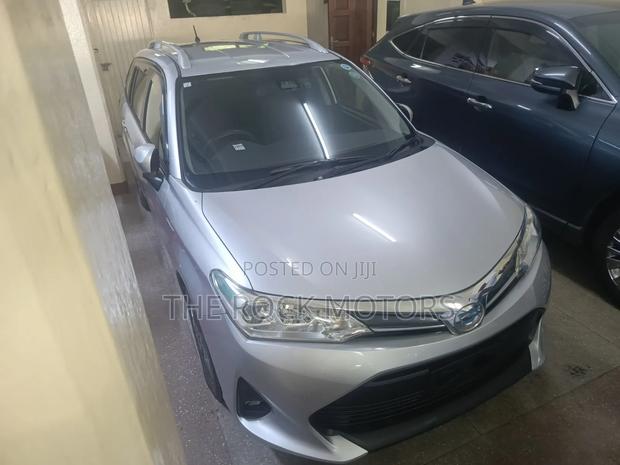 New Toyota Corolla Fielder 2019 Silver