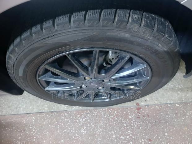 New Toyota Corolla Fielder 2019 Silver