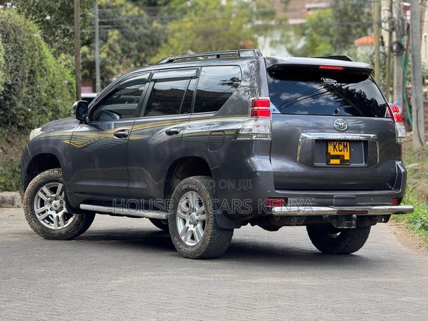 Toyota Land Cruiser Prado 2.8 D-4D 2016 Silver