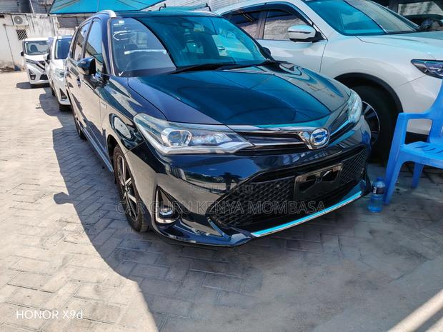 Toyota Corolla Fielder 2019 Blue