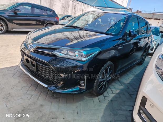 Toyota Corolla Fielder 2019 Blue