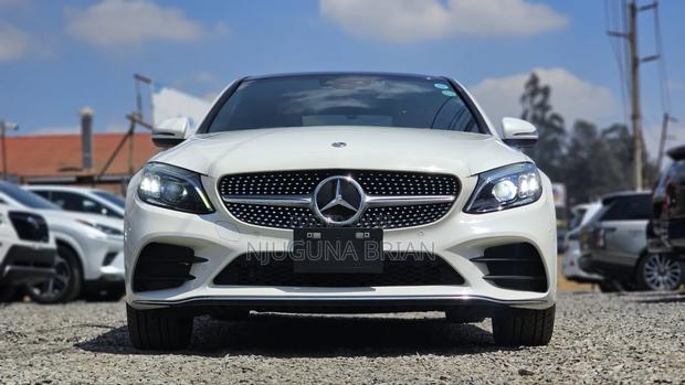 Mercedes-Benz E200 2019 White
